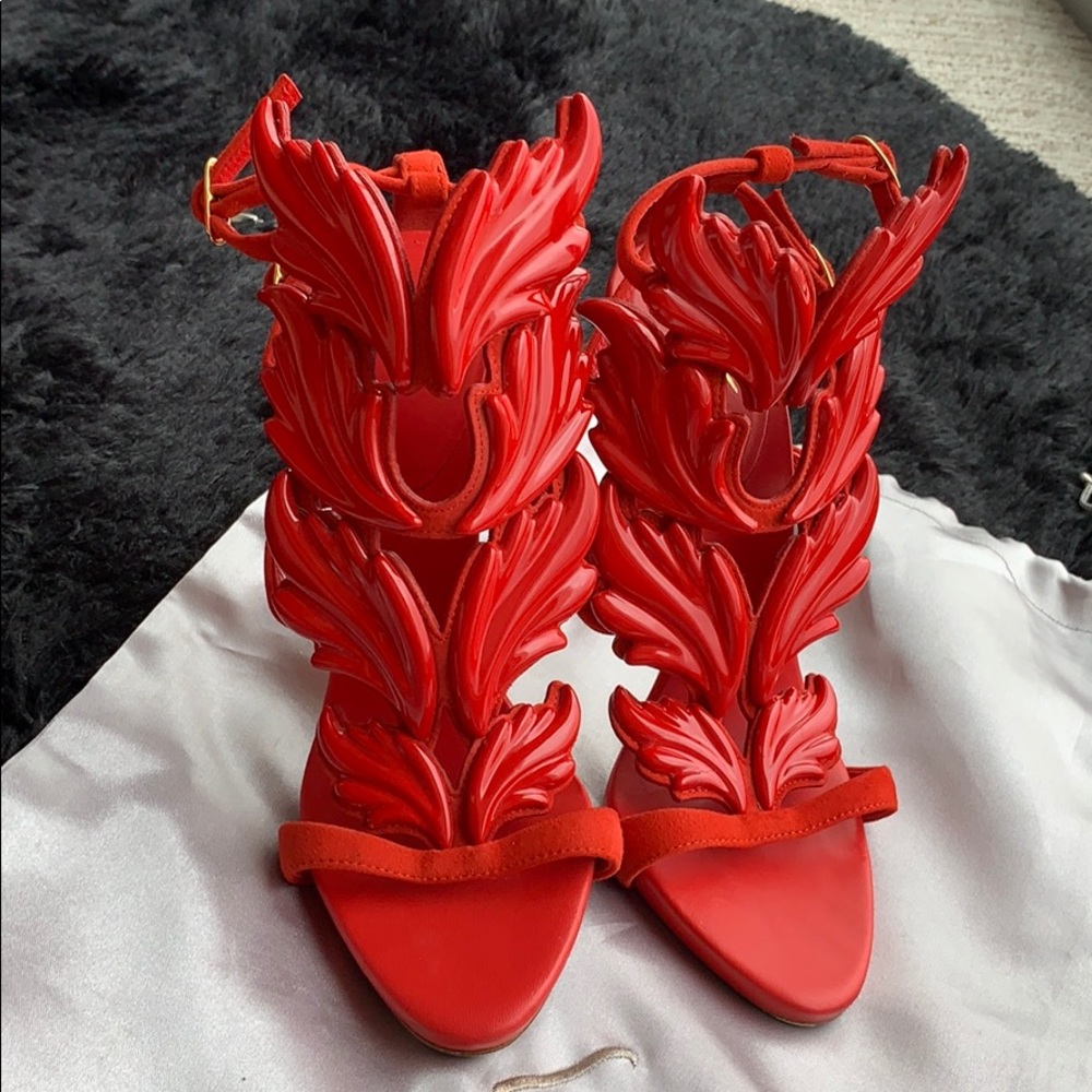 Giuseppe Zanotti Cruel Red